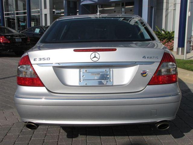 Mercedes-Benz E Class 2008 photo 4