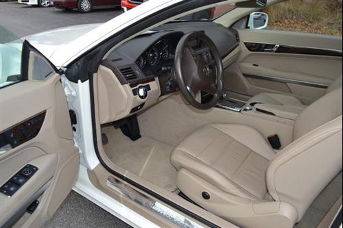 Mercedes-Benz E Class 2010 photo 4