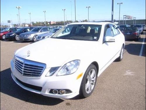 Mercedes-Benz E Class 2010 photo 2