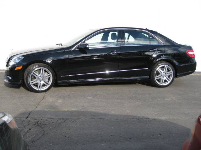 Mercedes-Benz E Class 4dr Sdn GLS Turbo Manual Sedan