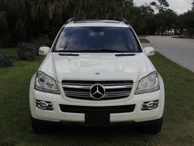 Mercedes-Benz GL-Class 2008 photo 102