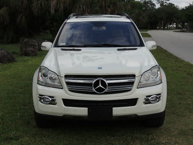 Mercedes-Benz GL-Class 2008 photo 106