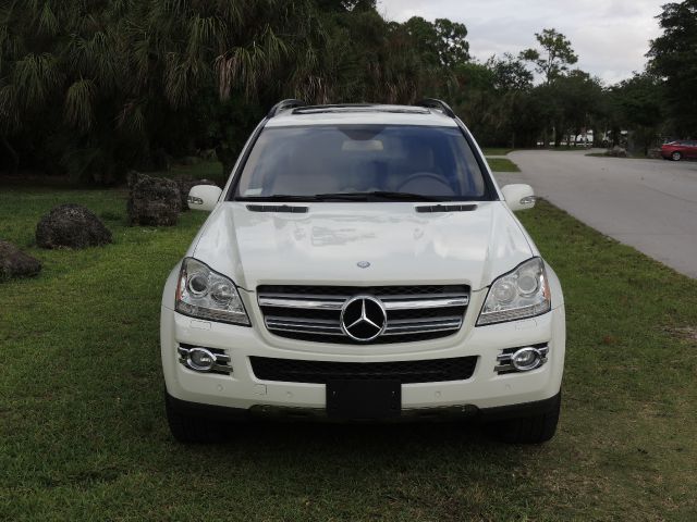 Mercedes-Benz GL-Class 2008 photo 111