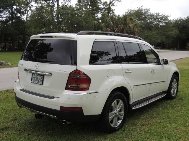 Mercedes-Benz GL-Class 2008 photo 123