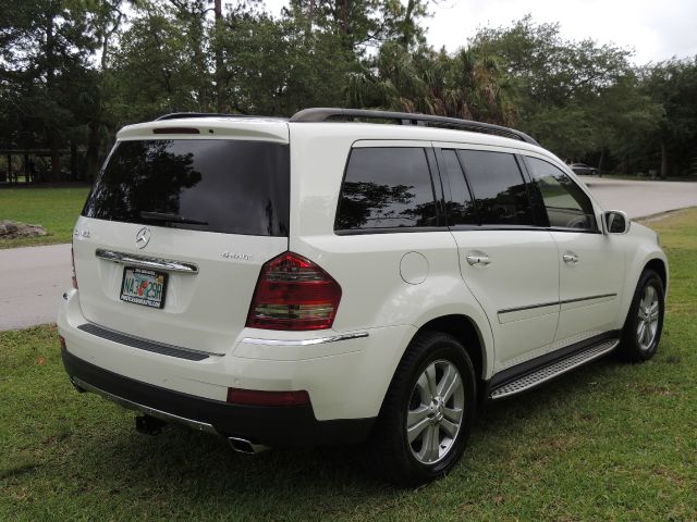 Mercedes-Benz GL-Class 2008 photo 124