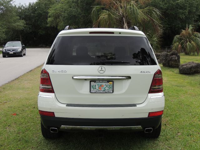 Mercedes-Benz GL-Class 2008 photo 130