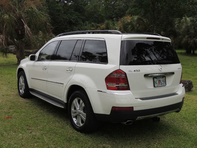 Mercedes-Benz GL-Class 2008 photo 143