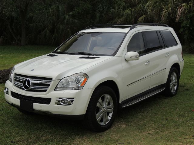 Mercedes-Benz GL-Class 2008 photo 155