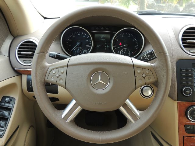 Mercedes-Benz GL-Class 2008 photo 58