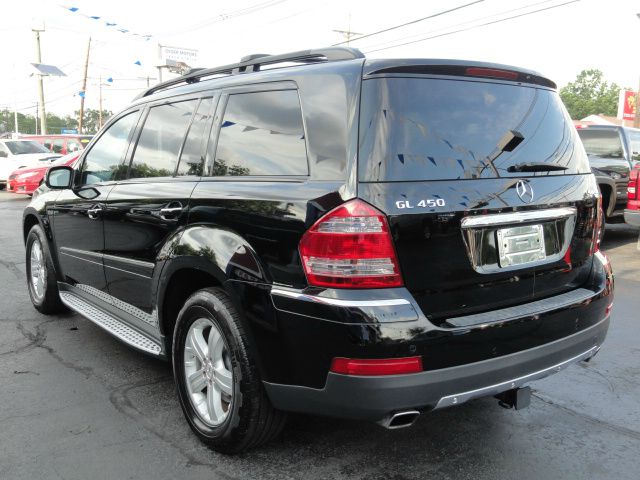 Mercedes-Benz GL-Class 2008 photo 2