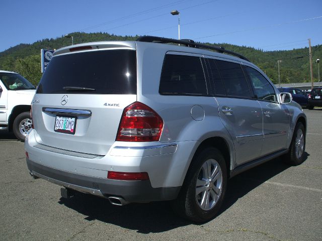 Mercedes-Benz GL-Class 2008 photo 2