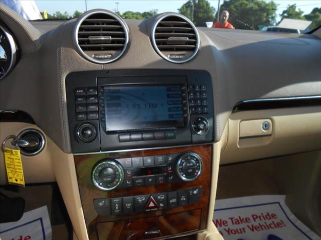 Mercedes-Benz GL-Class 2008 photo 11