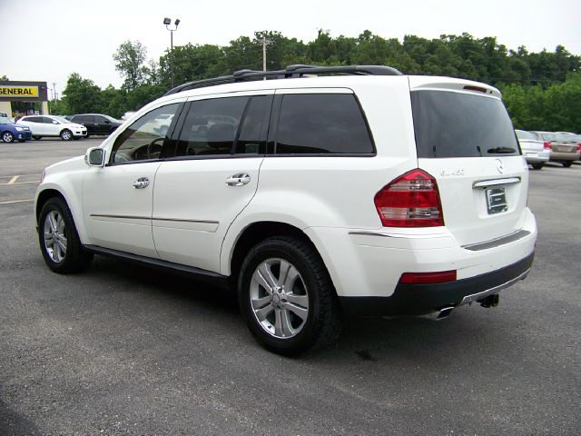 Mercedes-Benz GL-Class 2008 photo 12