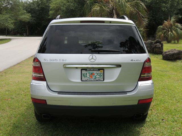 Mercedes-Benz GL-Class 2008 photo 101