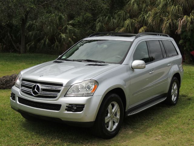 Mercedes-Benz GL-Class 2008 photo 102