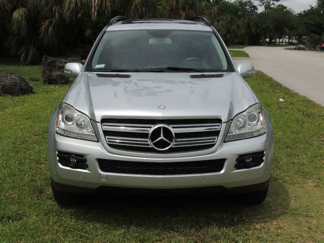 Mercedes-Benz GL-Class 2008 photo 105