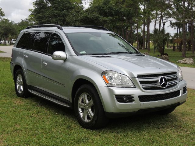 Mercedes-Benz GL-Class 2008 photo 109