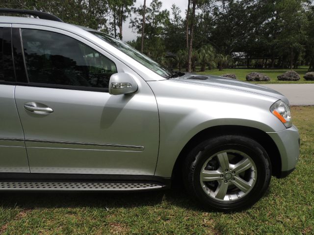 Mercedes-Benz GL-Class 2008 photo 63