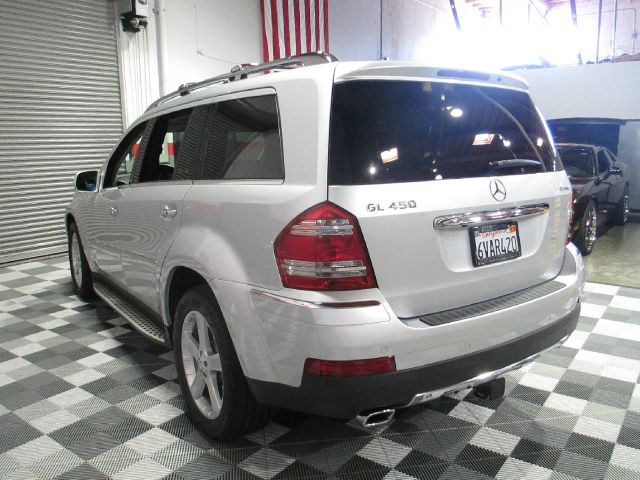 Mercedes-Benz GL-Class 2009 photo 2