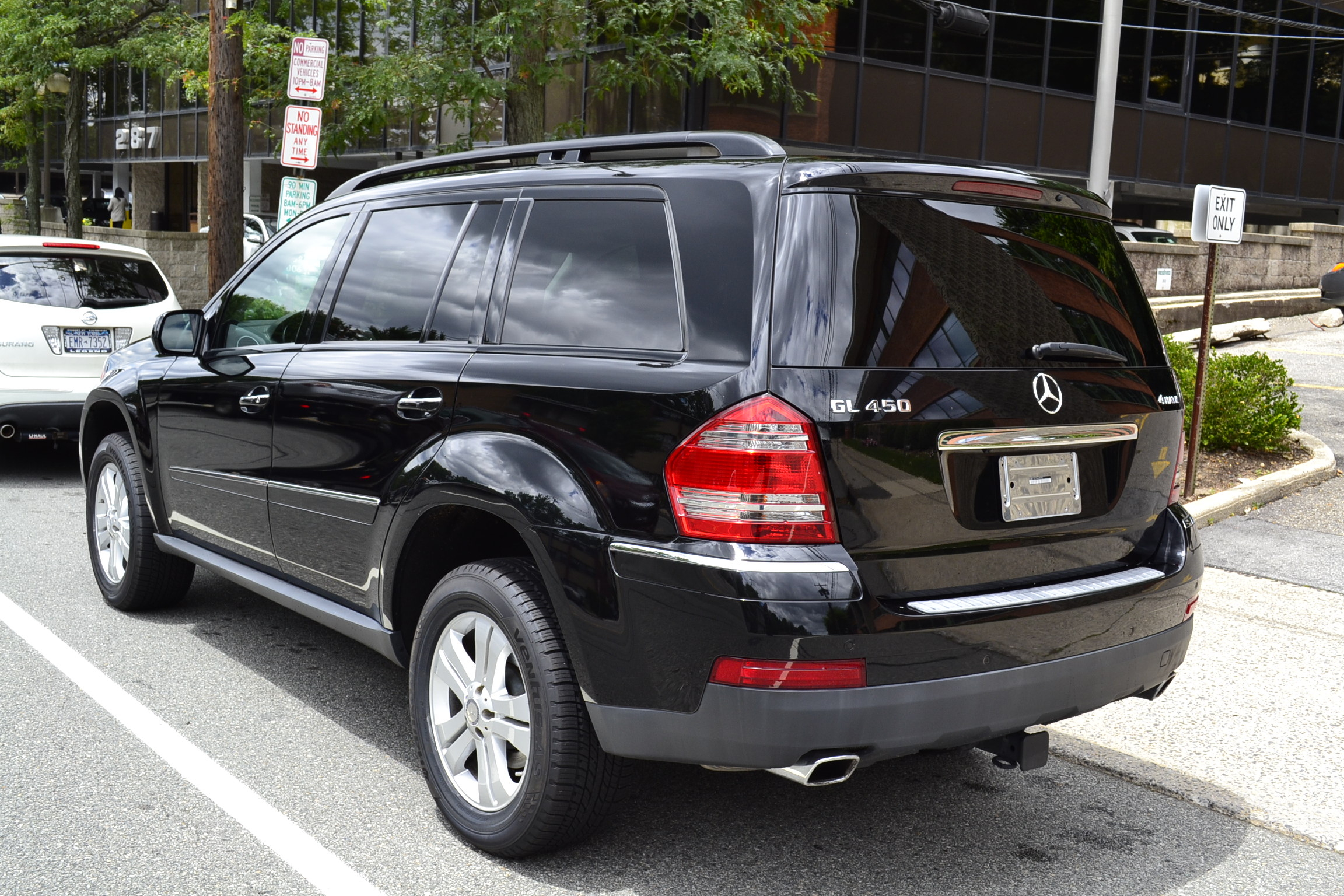 Mercedes-Benz GL-Class 2009 photo 2