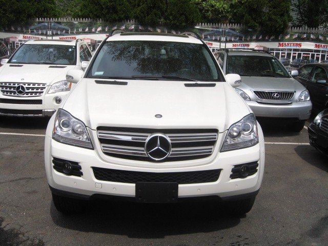 Mercedes-Benz GL-Class 2009 photo 2