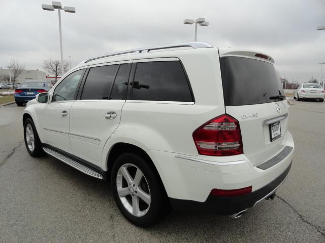 Mercedes-Benz GL-Class 2009 photo 2