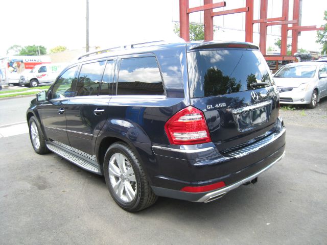 Mercedes-Benz GL-Class 2011 photo 2