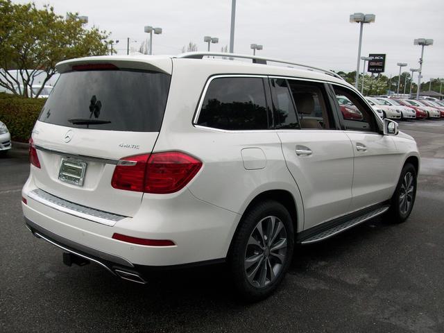 Mercedes-Benz GL-Class 2013 photo 1