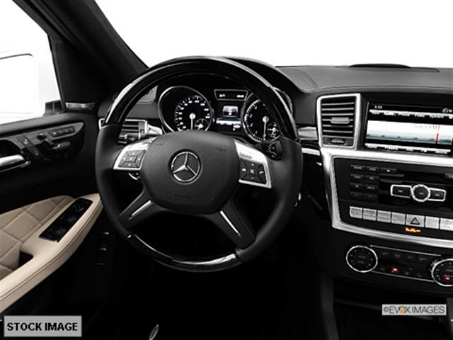 Mercedes-Benz GL-Class 2013 photo 6