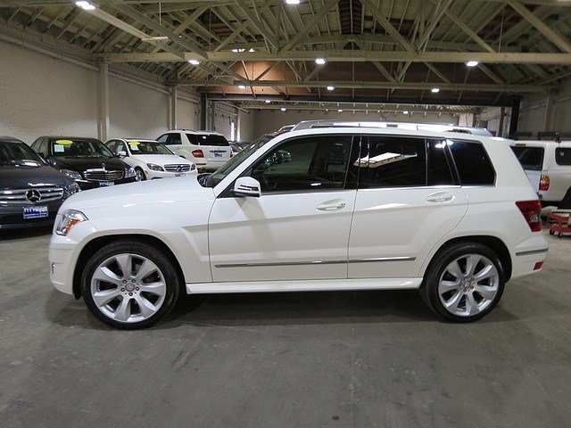 Mercedes-Benz GLK-Class 2010 photo 2