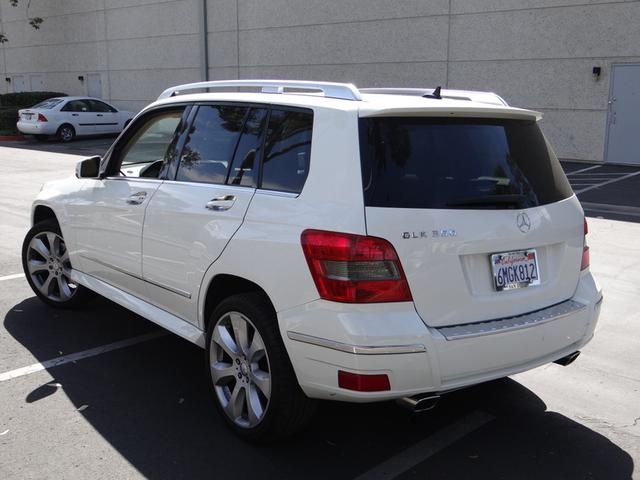 Mercedes-Benz GLK-Class 2010 photo 2