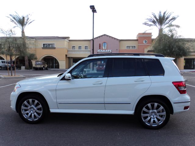 Mercedes-Benz GLK-Class 2010 photo 28