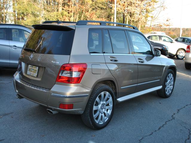 Mercedes-Benz GLK-Class 2010 photo 1