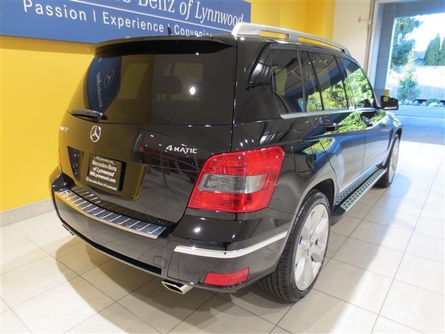 Mercedes-Benz GLK-Class 2010 photo 1