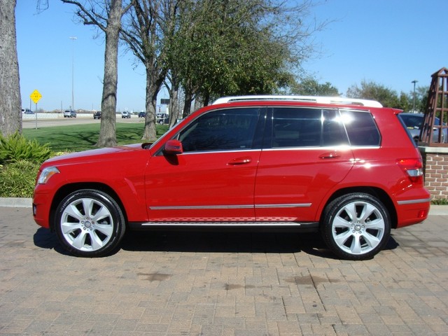 Mercedes-Benz GLK-Class 2010 photo 1