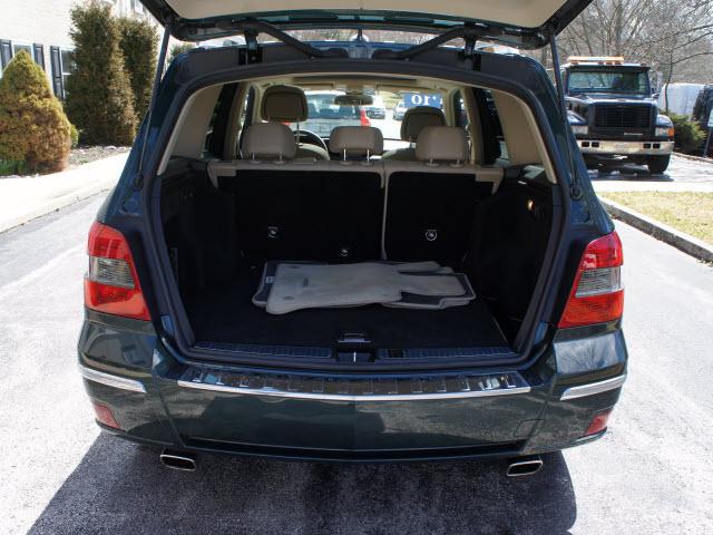 Mercedes-Benz GLK-Class 2010 photo 1