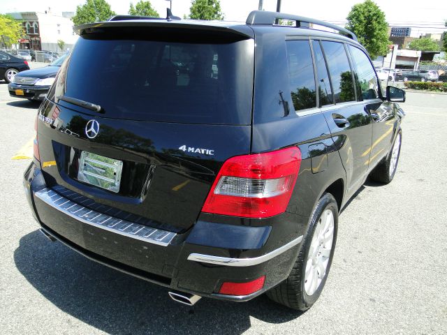 Mercedes-Benz GLK-Class 2011 photo 30