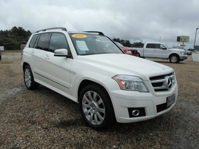 Mercedes-Benz GLK-Class 2011 photo 2