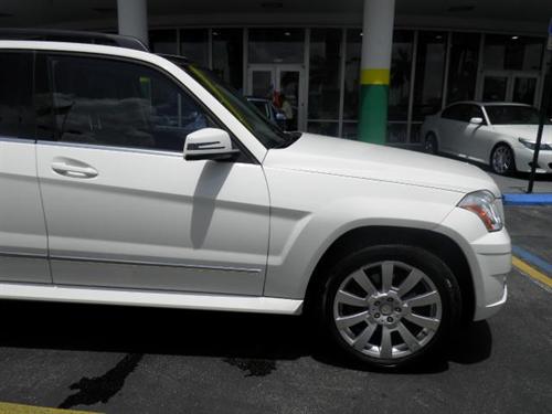 Mercedes-Benz GLK Class 2010 photo 1