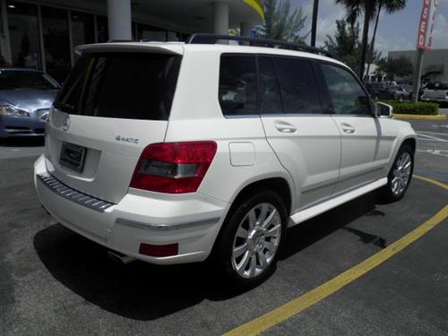 Mercedes-Benz GLK Class 2010 photo 3