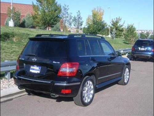 Mercedes-Benz GLK Class 2010 photo 2