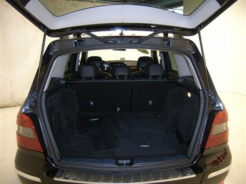 Mercedes-Benz GLK Class 2010 photo 1