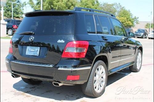 Mercedes-Benz GLK Class 2010 photo 2