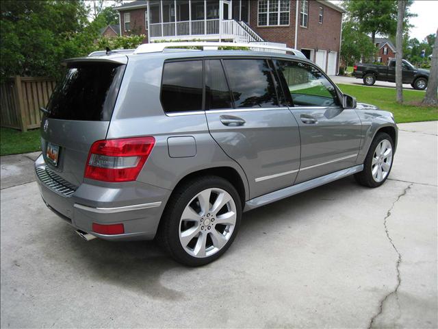 Mercedes-Benz GLK Class 2010 photo 4