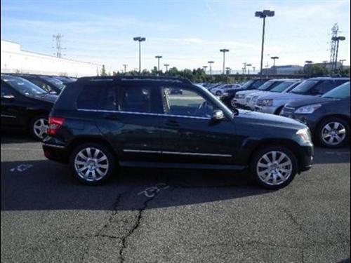 Mercedes-Benz GLK Class 2010 photo 2