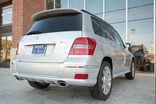 Mercedes-Benz GLK Class 2010 photo 3