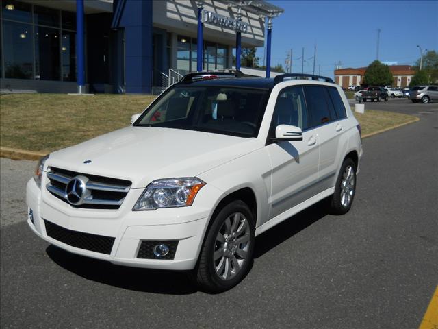 Mercedes-Benz GLK Class 2011 photo 4