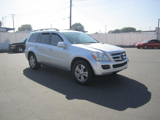 Mercedes-Benz GL Class 2009 photo 2