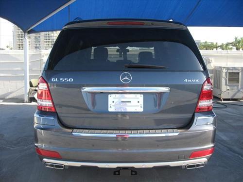 Mercedes-Benz GL Class 2011 photo 3