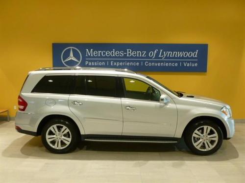 Mercedes-Benz GL Class 2011 photo 2